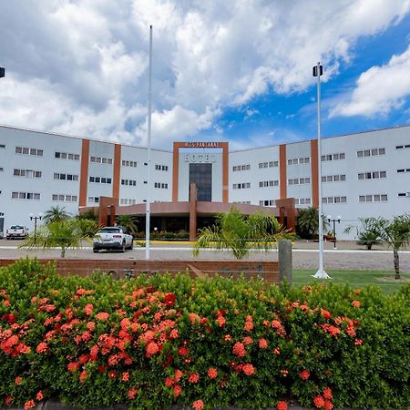 Hits Pantanal Hotel Aeroporto Várzea Grande Екстериор снимка