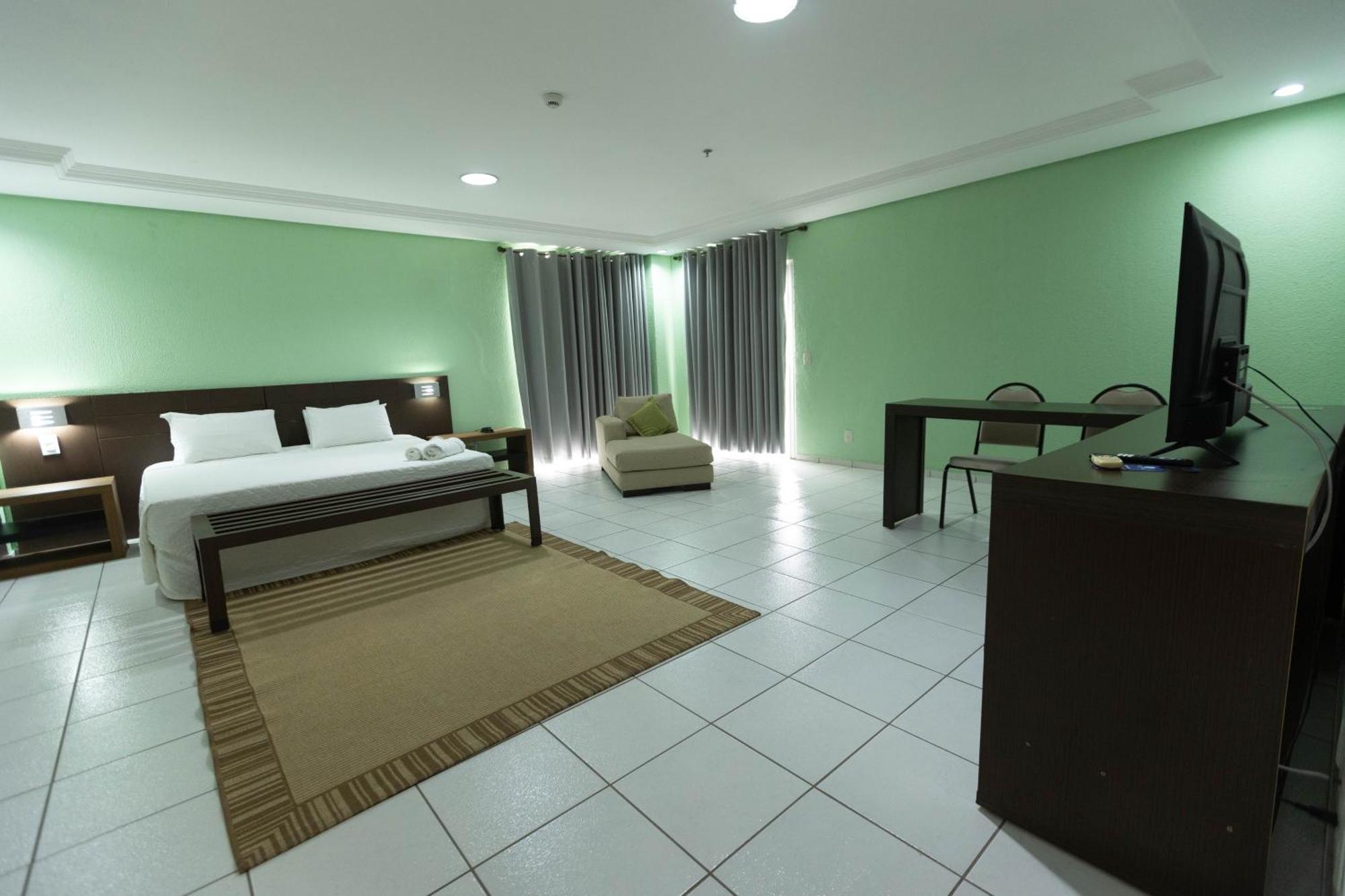 Hits Pantanal Hotel Aeroporto Várzea Grande Екстериор снимка