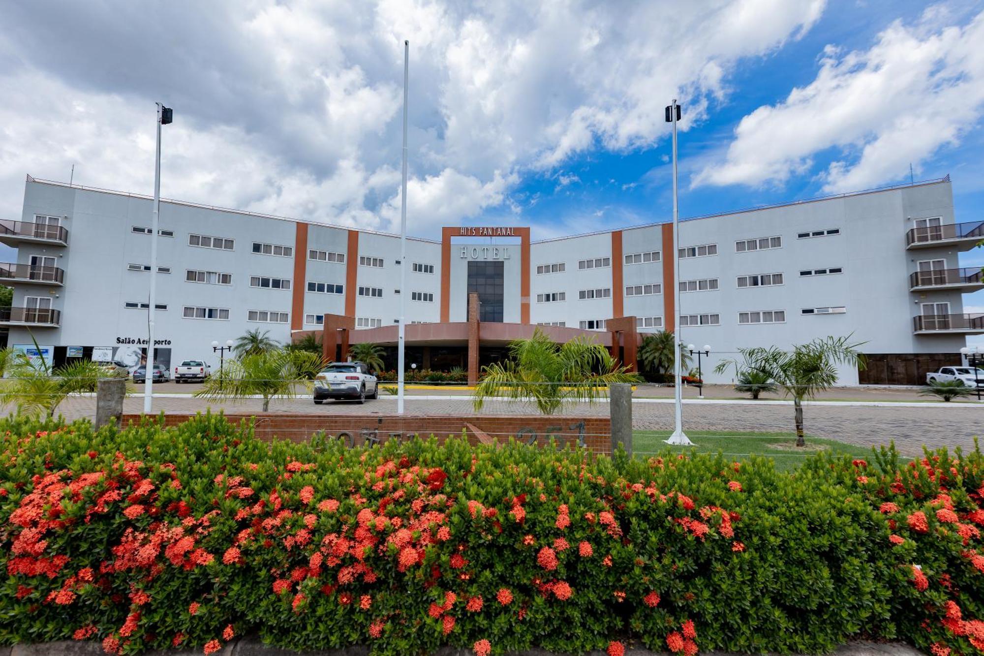 Hits Pantanal Hotel Aeroporto Várzea Grande Екстериор снимка
